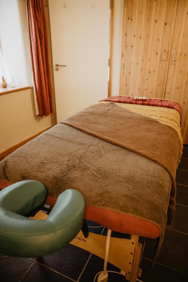 Holwell Holistic Retreat Acomodação com café da manhã Barnstaple Exterior foto