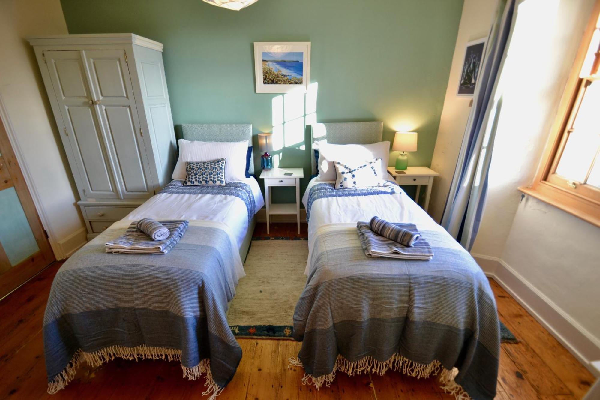 Holwell Holistic Retreat Acomodação com café da manhã Barnstaple Quarto foto